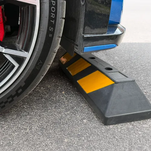 Heavy-Duty Rubber Parking Bay Wheel Stopper (550mm)